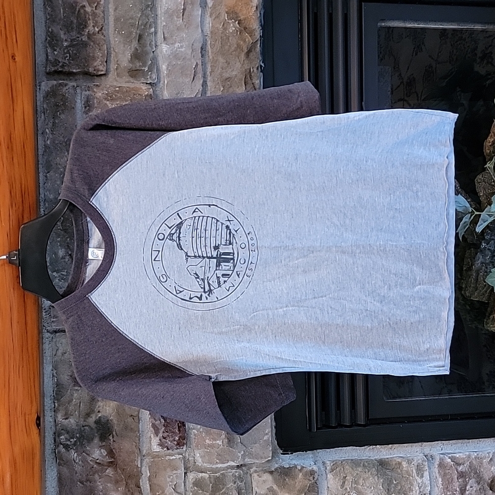 Magnolia Tee